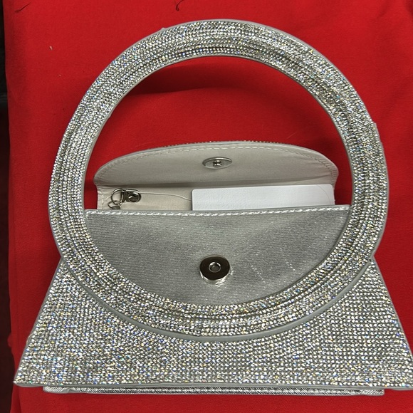 Purse - Picture 5 of 5